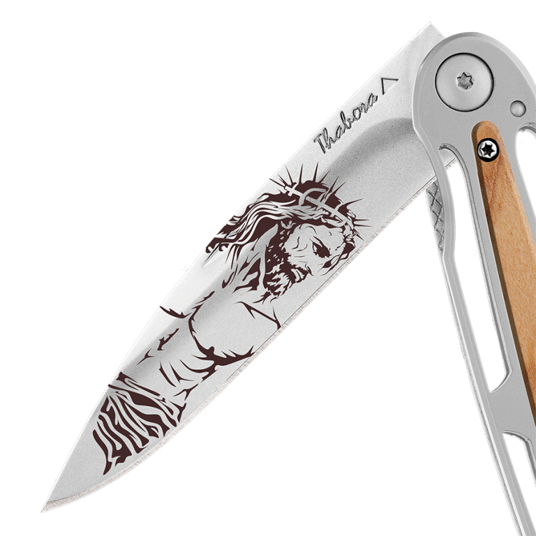 couteau personnalise gravure sur couteau deejo christ cadeau religieux